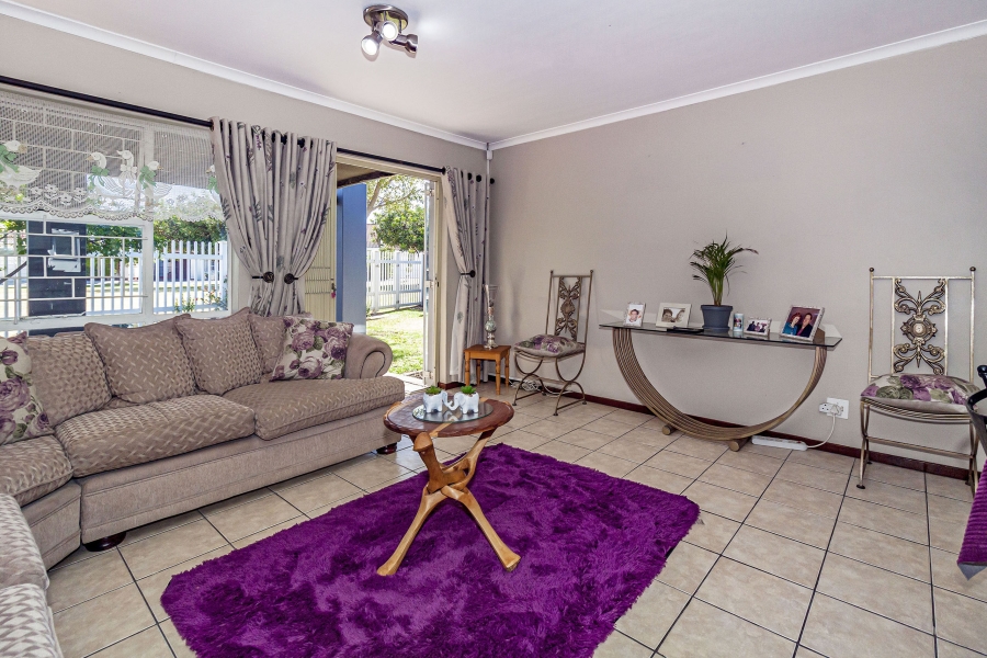 3 Bedroom Property for Sale in Canwick Western Cape